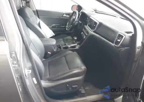 2020 Kia Sportage Ex z USA, uszkodzony, nr VIN KNDPN3AC4L7658572